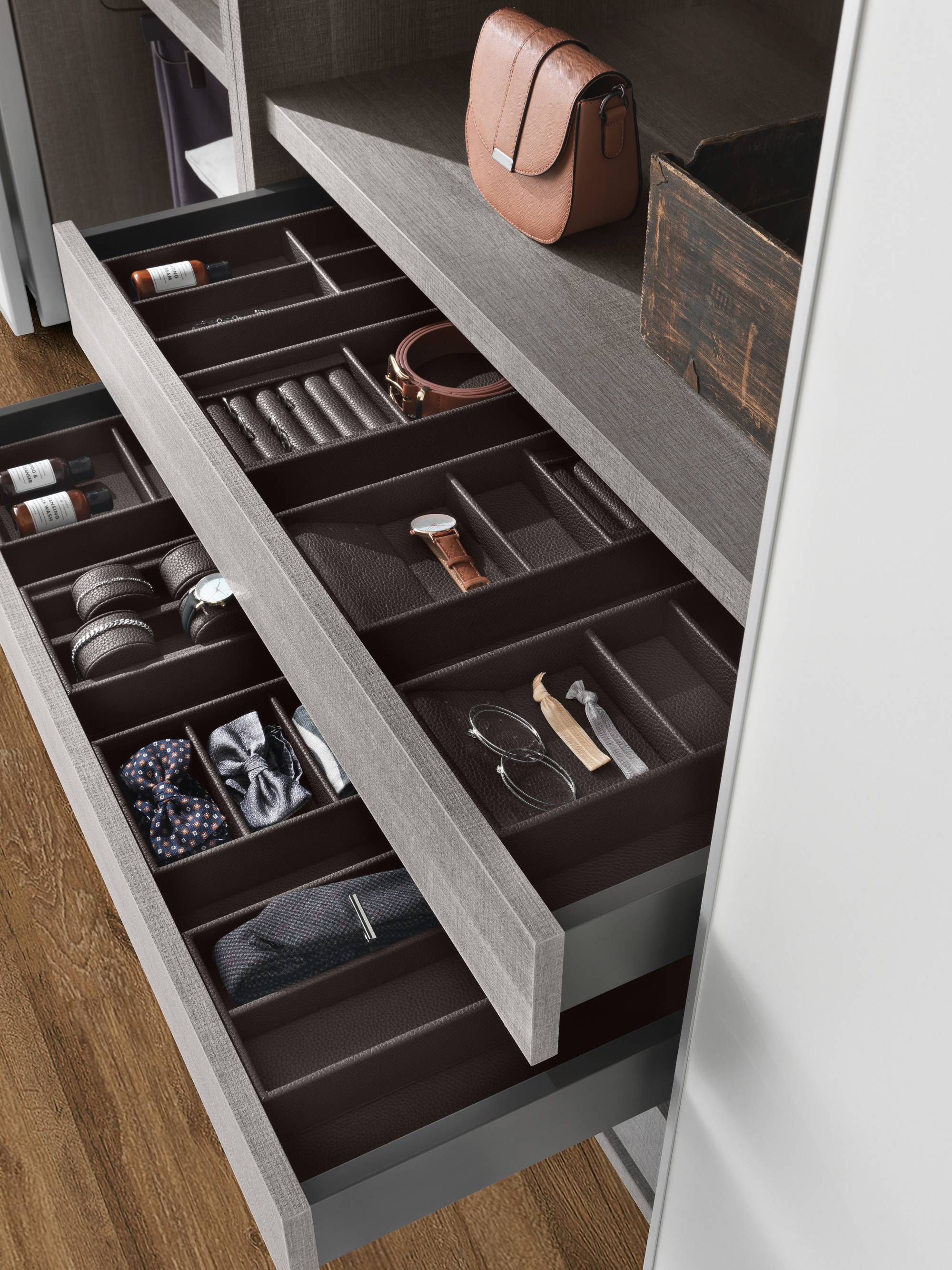 Salice-Excessories-Store_10