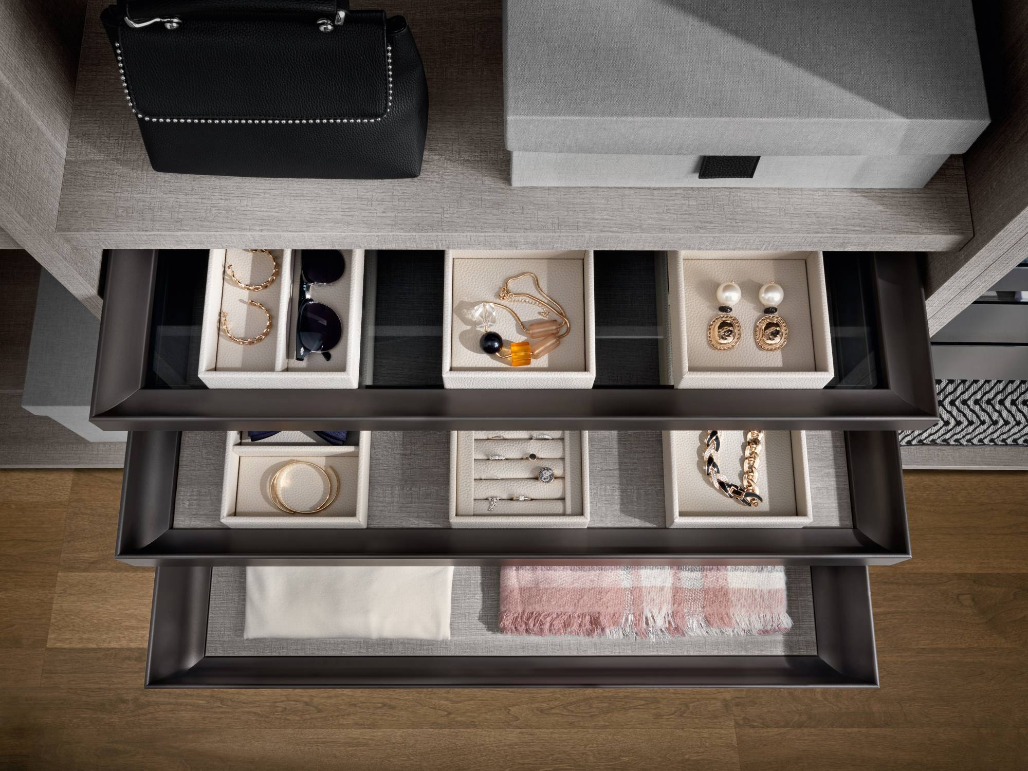 Salice-Excessories-Store_22