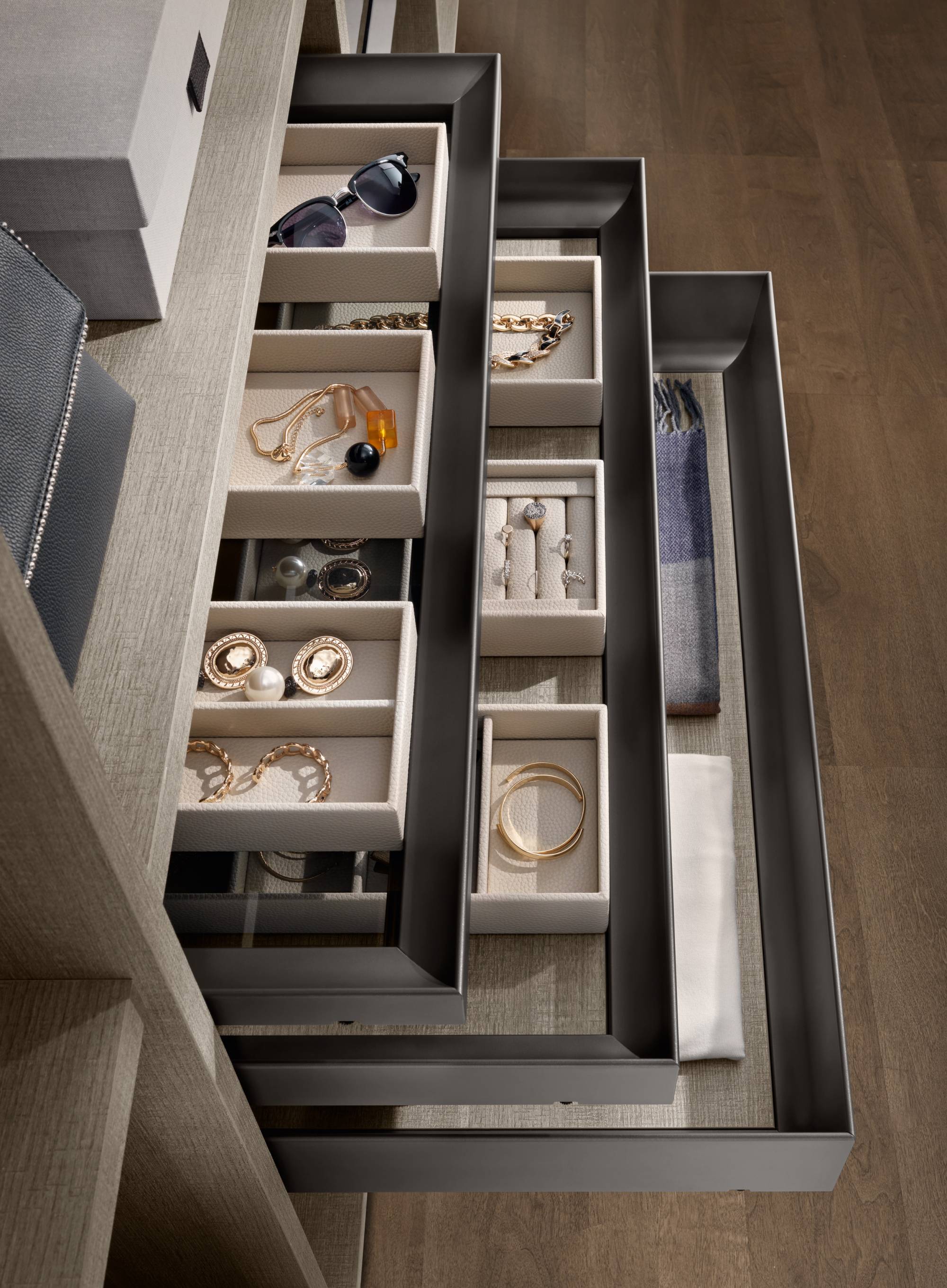 Salice-Excessories-Store_21